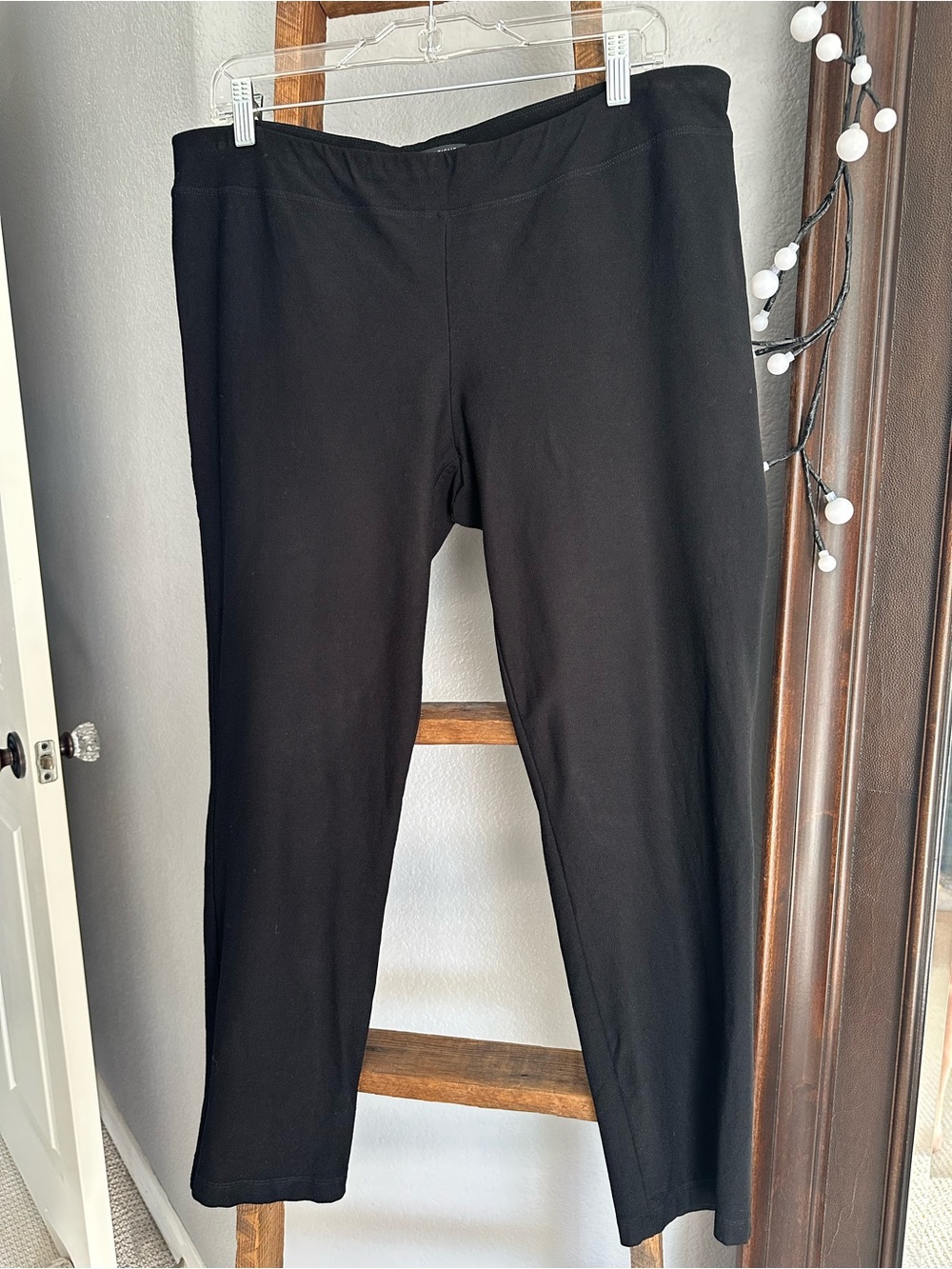 Eileen Fisher Black Stretch Pants, size large